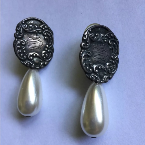 Vintage 1930’s Sterling Silver Repoussé Scroll Drop Earrings Faux Pearl Teardrop - Picture 3 of 8